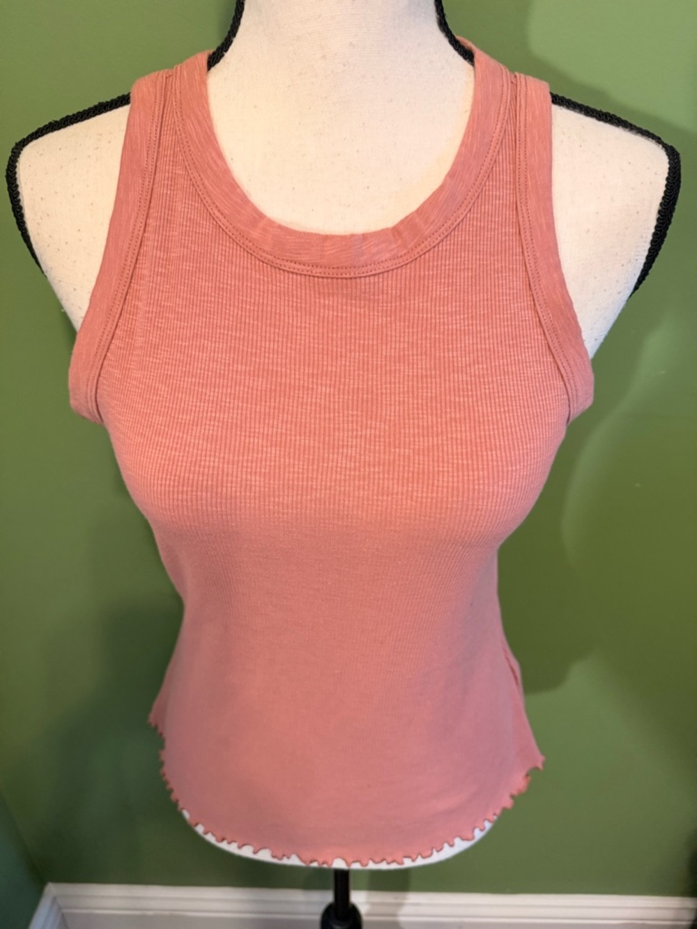 Old Navy Ribbed Tank Top - Rose - Picture 2 of 7
